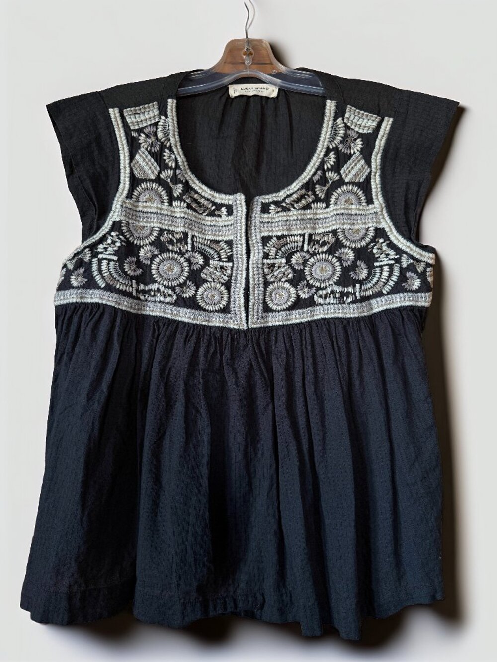 Lucky Brand Black Embroidered Flutter Sleeve Cotton Peasant Top Boho Size Small